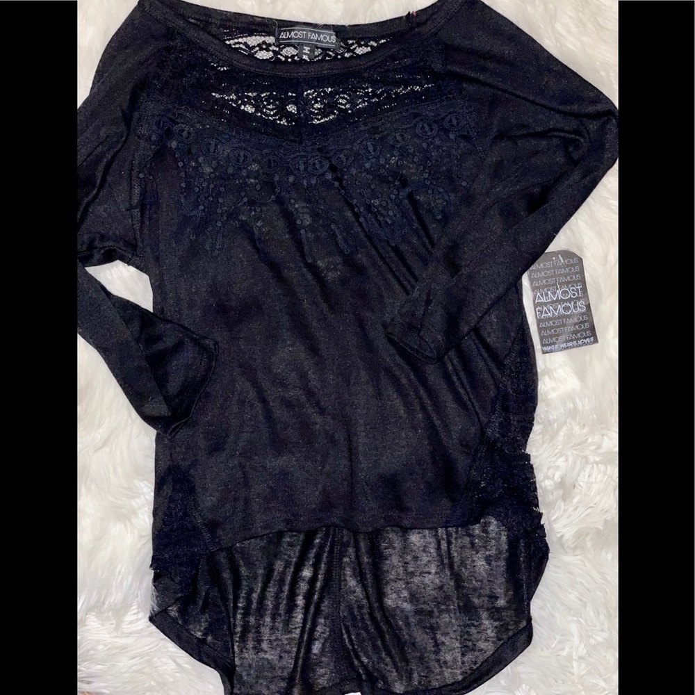 🤍🖤 New Black lace & fringe sweater top 🤍🖤
